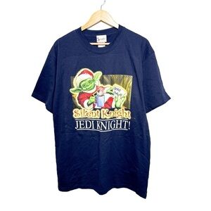 Vintage Disney World Star Wars Silent Knight Jedi Knight yoga Santa t shirt L
